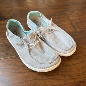Hey Dude Women’s Wendy Sox Boat Shoes Sz 8 Chambray Beige Slip On